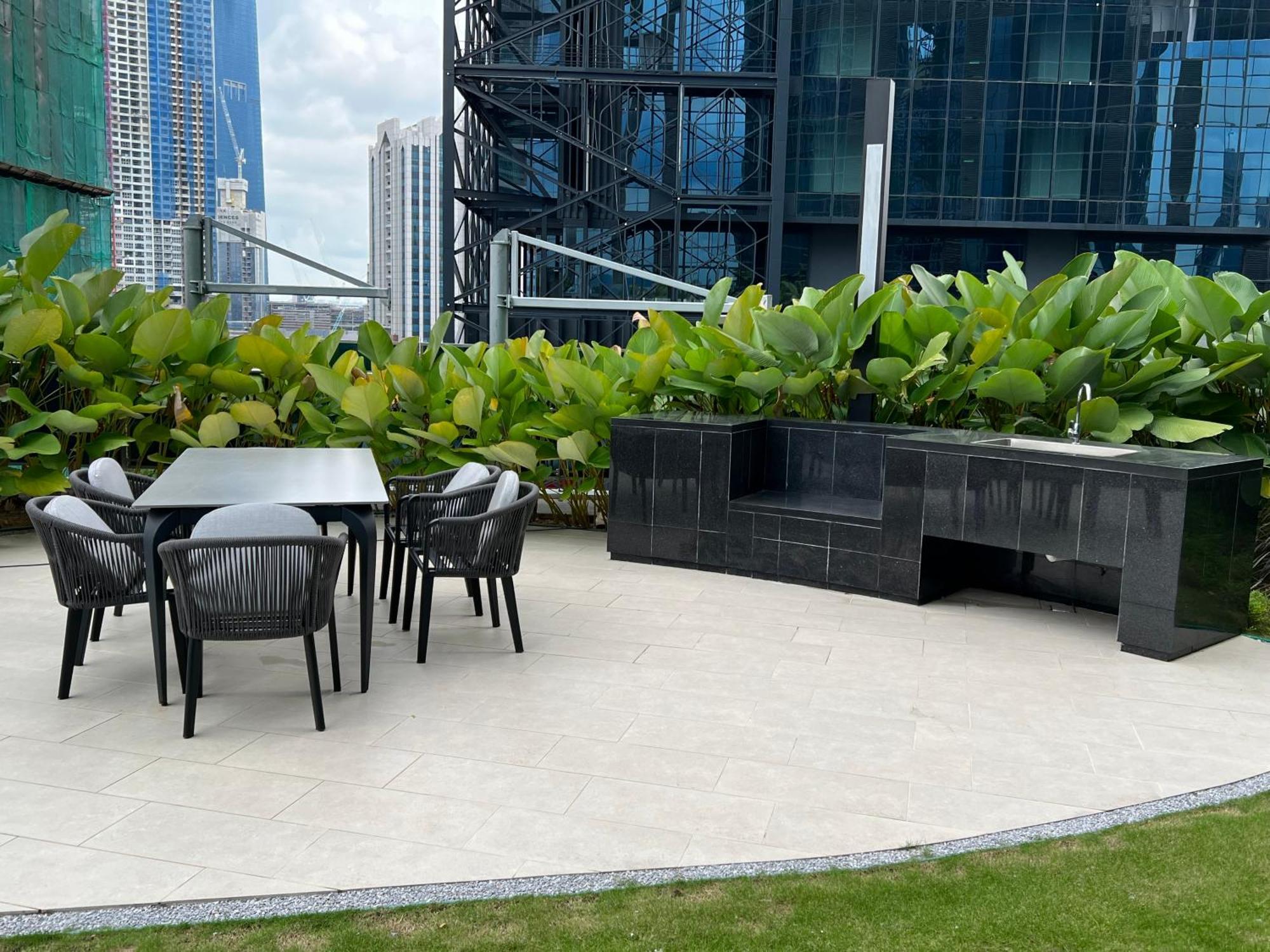 Eaton Residence Suites Klcc Kuala Lumpur Exterior foto
